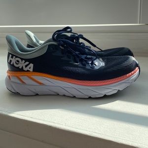 Hoka Clifton 7 barely used good condition